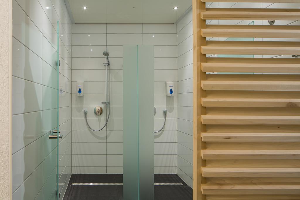 Wellness- Und Schneesporthotel Christiania 萨斯阿尔马格尔 外观 照片
