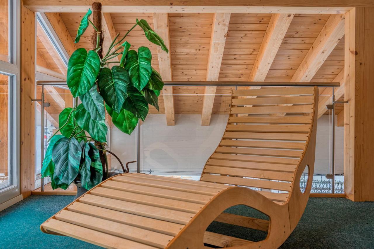 Wellness- Und Schneesporthotel Christiania 萨斯阿尔马格尔 外观 照片