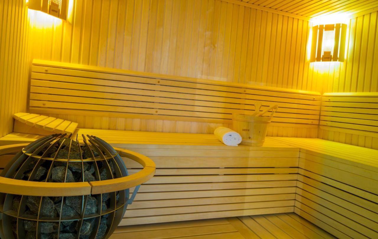 Wellness- Und Schneesporthotel Christiania 萨斯阿尔马格尔 外观 照片